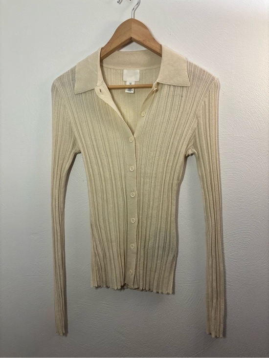 H&M Tops - H&M Ribbed Button Lightweight Cardigan Button Sweater Size Small
